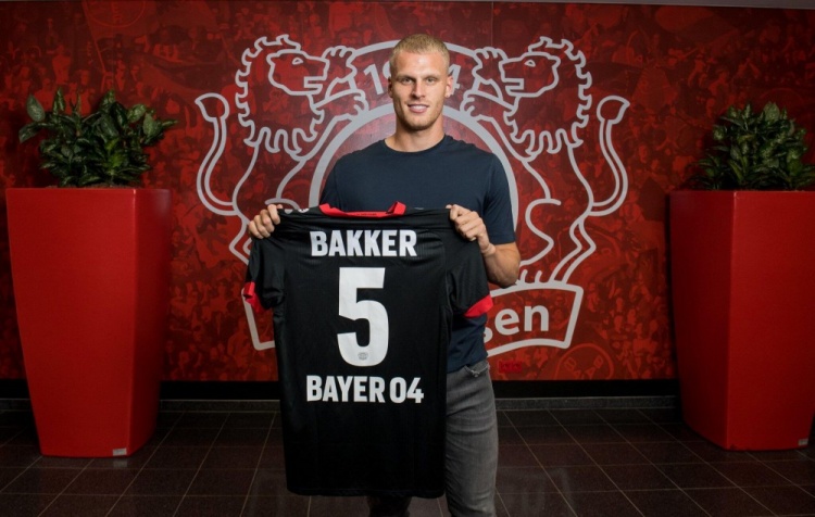 伊恩-赖特：媒体批评贝林会持续到世界杯，因为他们要制造争议（伊恩-赖特：媒体为制造争议将持续批评贝林至世界杯）