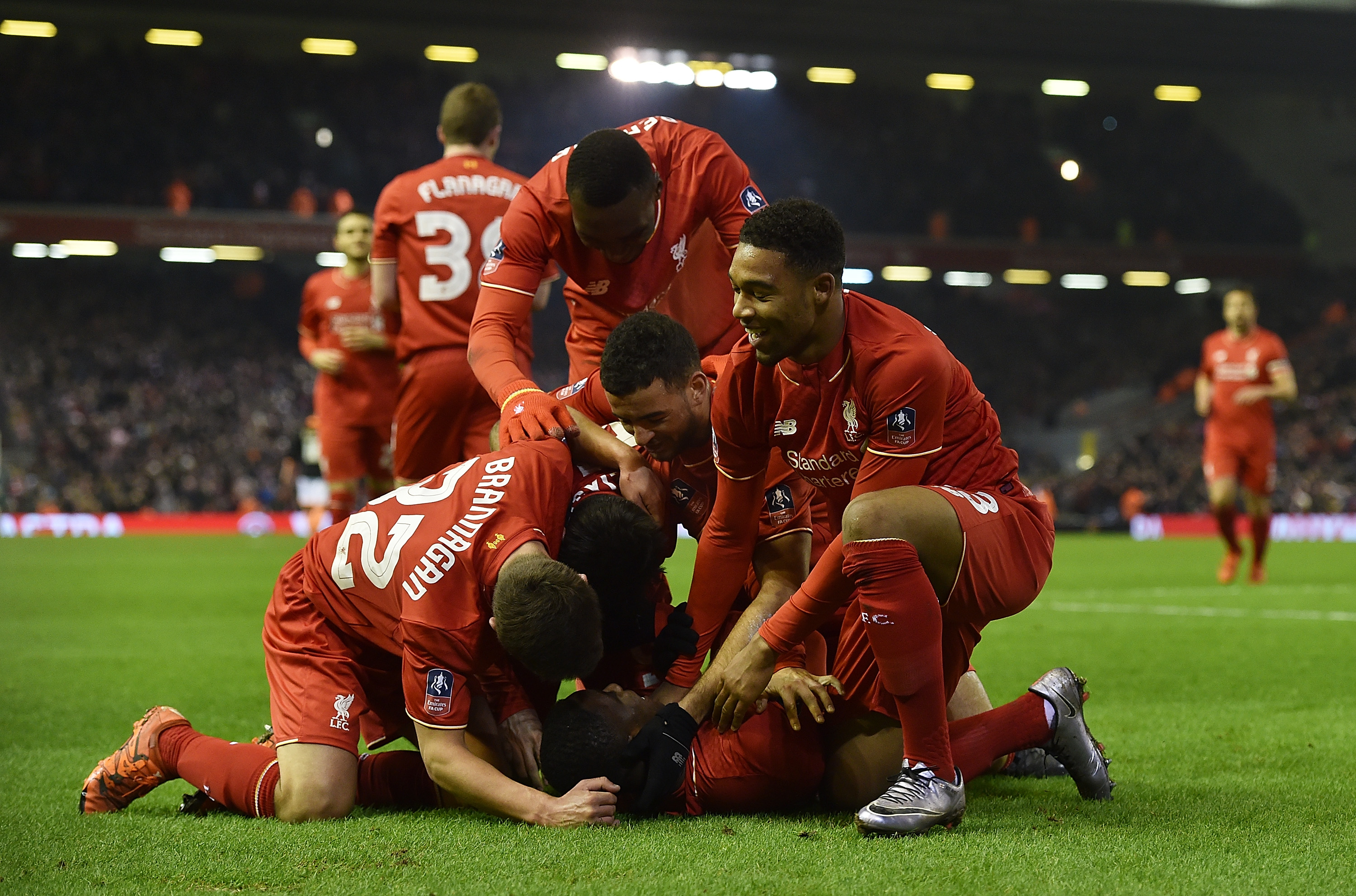 卡列洪：孔蒂和萨里很像总是重复枯燥训练，但这么做效果很好（卡列洪：孔蒂与萨里风格相近，训练虽枯燥反复却成效显著）