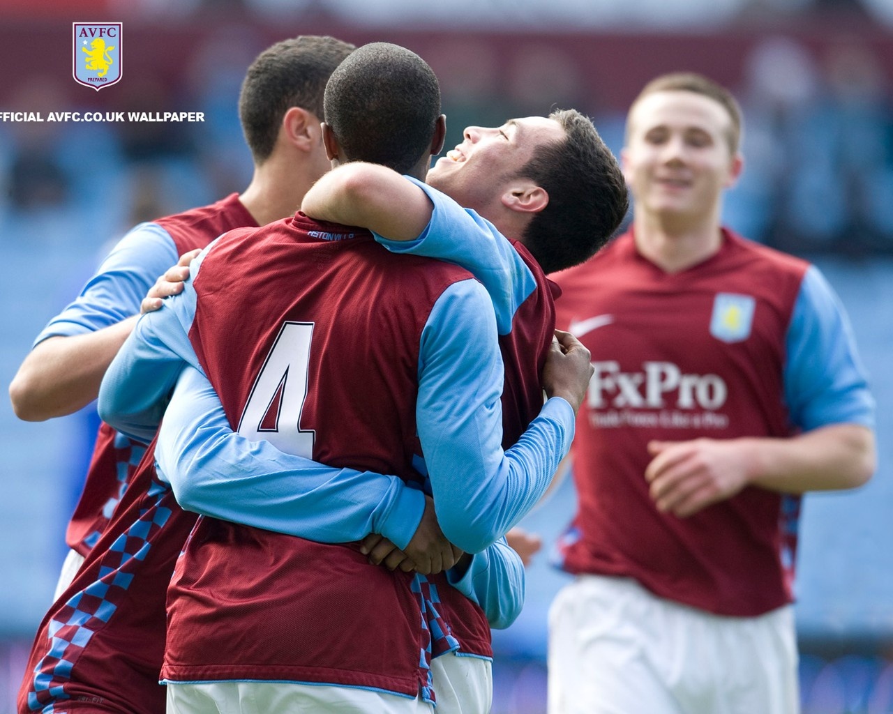 皇社教练：梅里诺像神一样；奥萨苏纳不降级可能没有如今的他（皇社主帅：梅里诺如神；若非奥萨苏纳当年降级，就没有现在的他）