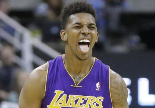 中场核心连续助攻率突破赛季纪录（中场大脑连场助攻率刷新赛季新高）