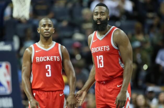 B席：鲁本-迪亚斯是我在足坛最好的朋友，渴望夺得世界杯冠军（B席：迪亚斯是我足坛至交，盼问鼎世界杯）