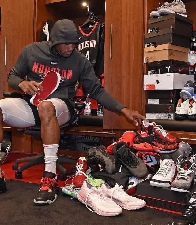 名宿：不是所有国米球迷都为劳塔罗疯狂，但他的态度令人惊叹（名宿：劳塔罗未必让所有国米球迷买账，但他的态度令人称道）