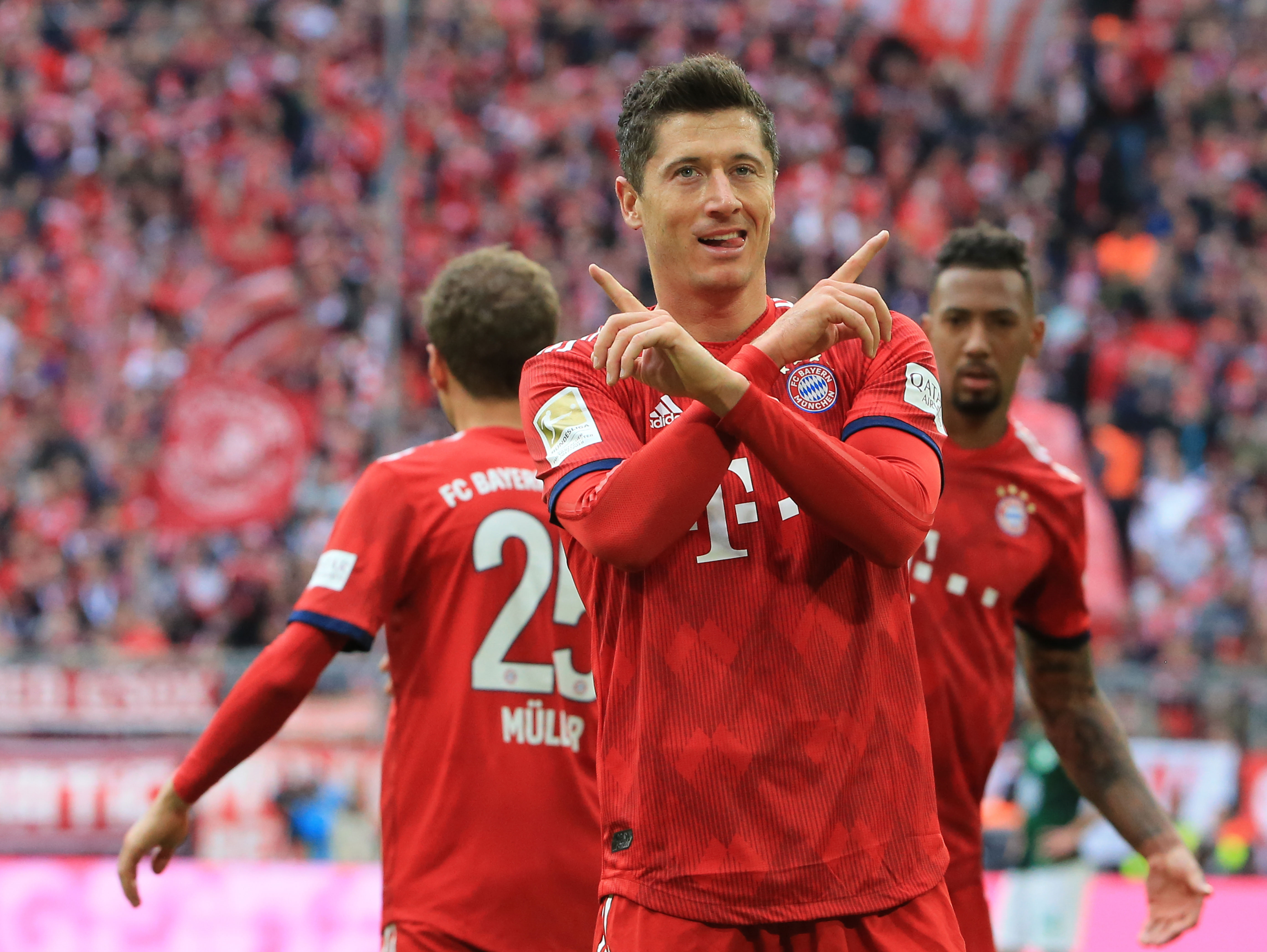 巴黎主帅战术受质疑（巴黎主教练战术引发质疑）