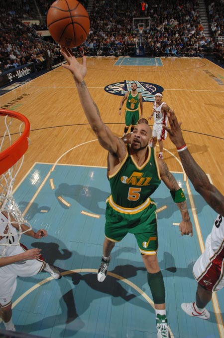 开拓者官方：杨瀚森将被下放到混音队，出战明天发展联盟比赛（开拓者官宣：杨瀚森下放混音队，将出战明日发展联盟比赛）