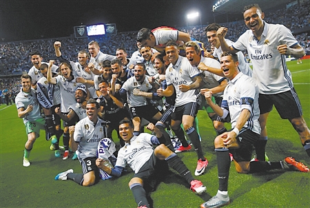 此前曾因性骚扰丑闻离职，斯基拉：奥维马斯接近重返阿贾克斯（斯基拉：曾因性骚扰风波离任的奥维马斯接近回归阿贾克斯）