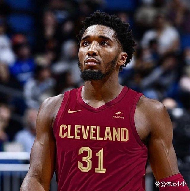 每体：库尔图瓦效力马竞时巴萨想签他，提交到技术部门后被否决（每体：库尔图瓦在马竞期间巴萨曾想引进，但经技术部门评估后被否决）