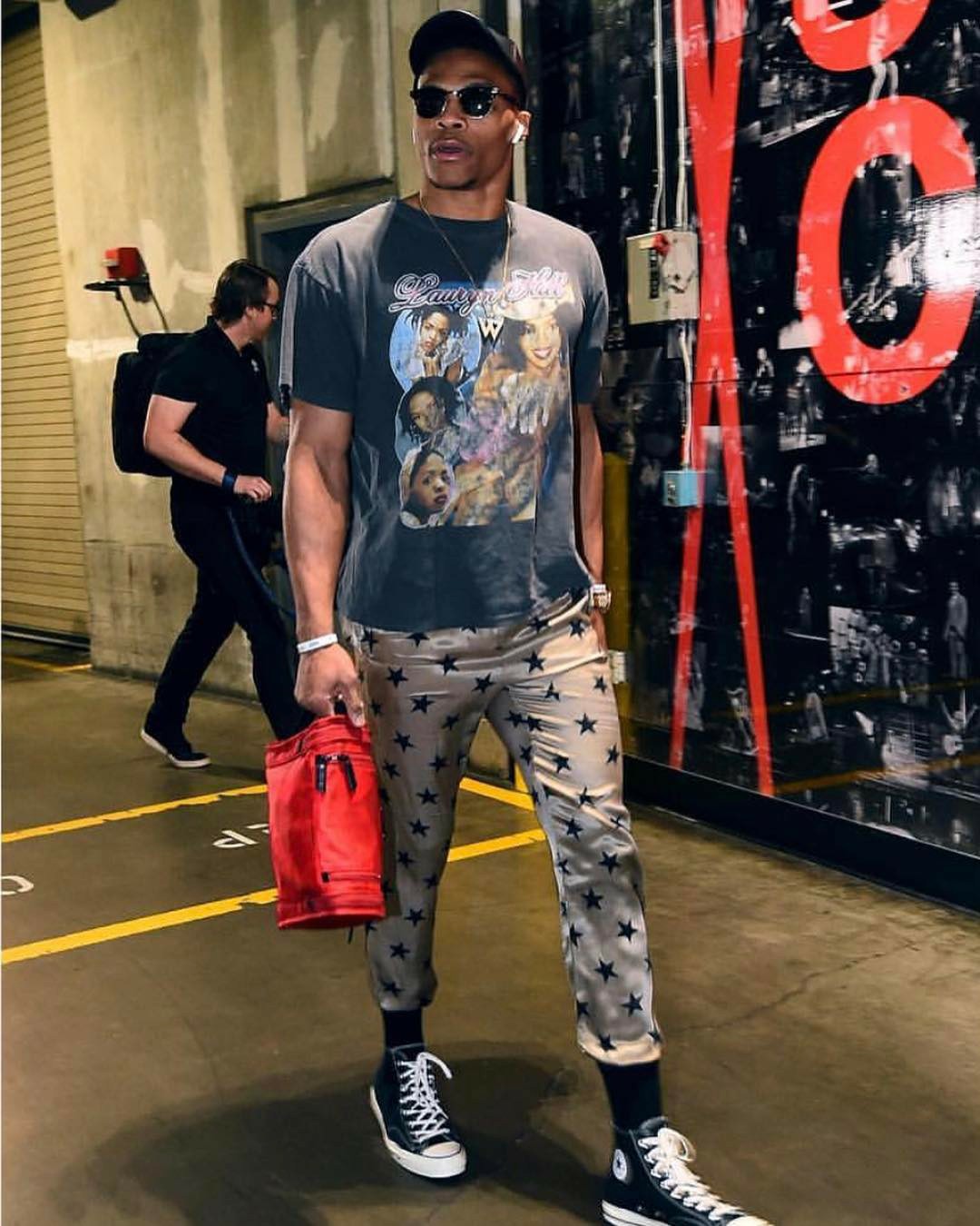 “混合脸谱”挑战来袭🔥是什么照片让小图拉姆笑出屏...（混合脸谱挑战刷屏🔥哪张照片让小图拉姆笑出屏幕？）